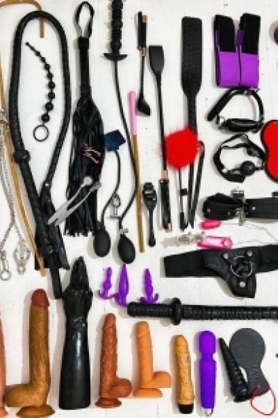 Mistress Daria has a vast choice of toys for you 