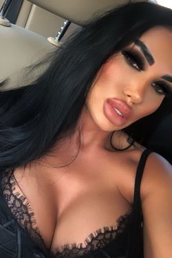 Ceces selfie profile picture at our escort agency